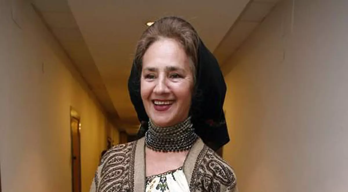 Coincidență stranie! Sofia Vicoveanca rămâne fără voce în luna în care a murit mama sa!