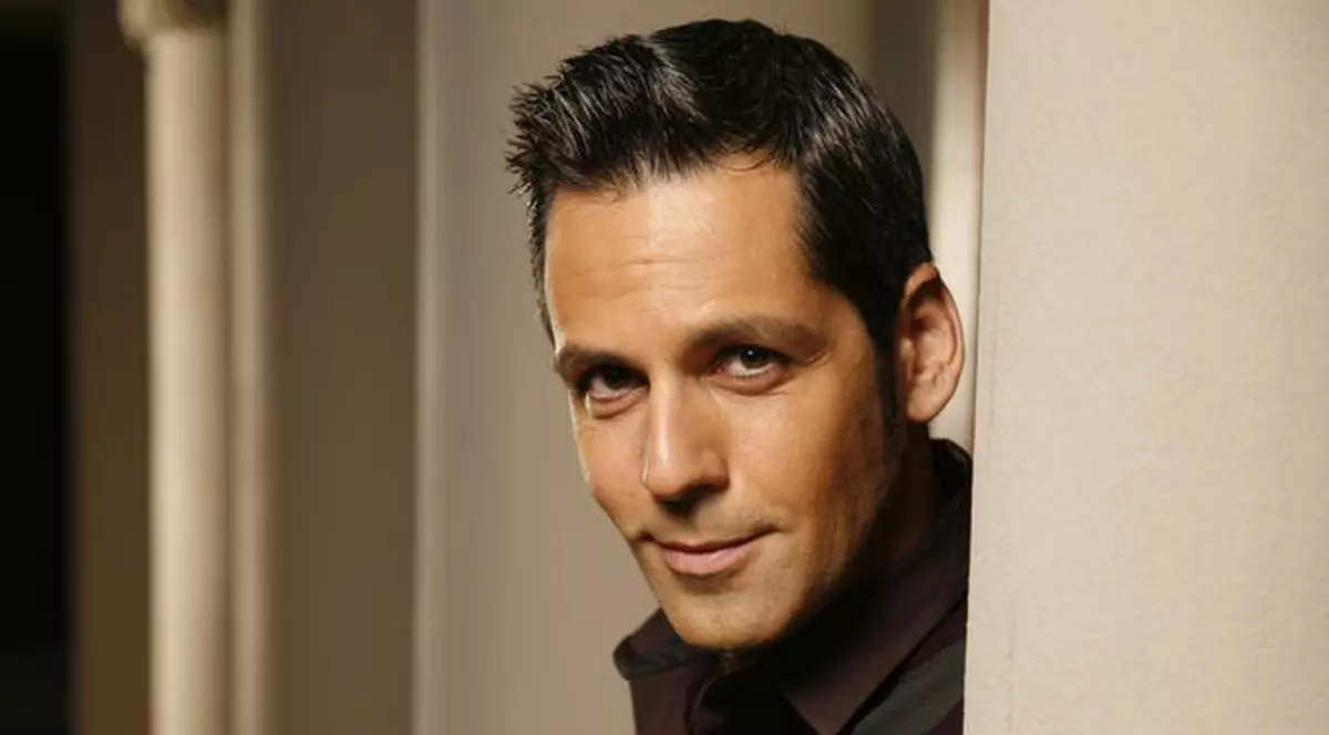 Ştefan Bănică jr le dă fanilor un BMW 