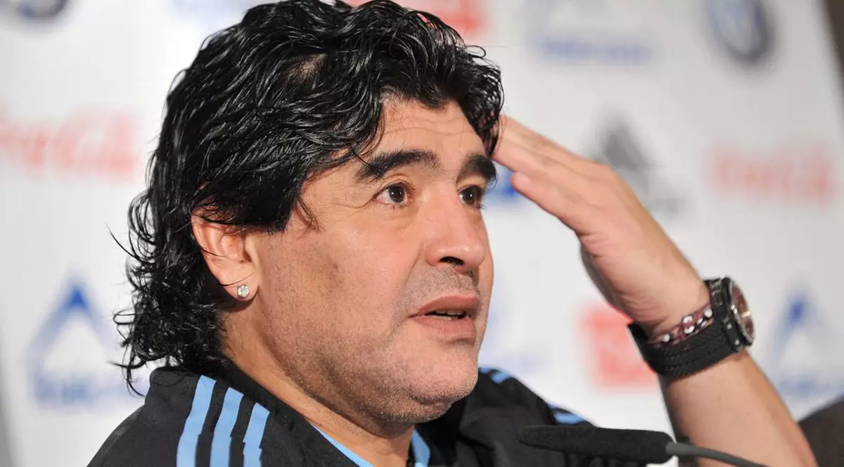 Maradona: "Aş renunţa la o mână pentru trofeul Cupei Mondiale"