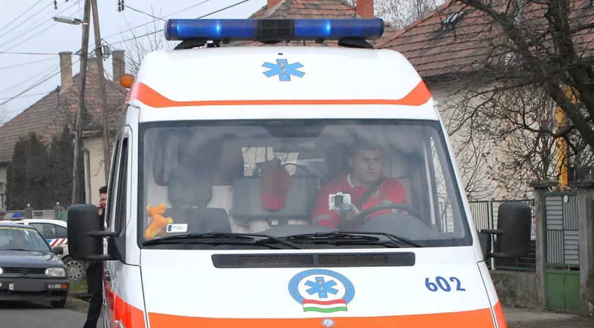 Autocar românesc implicat într-un accident în Ungaria: un mort şi 4 răniţi