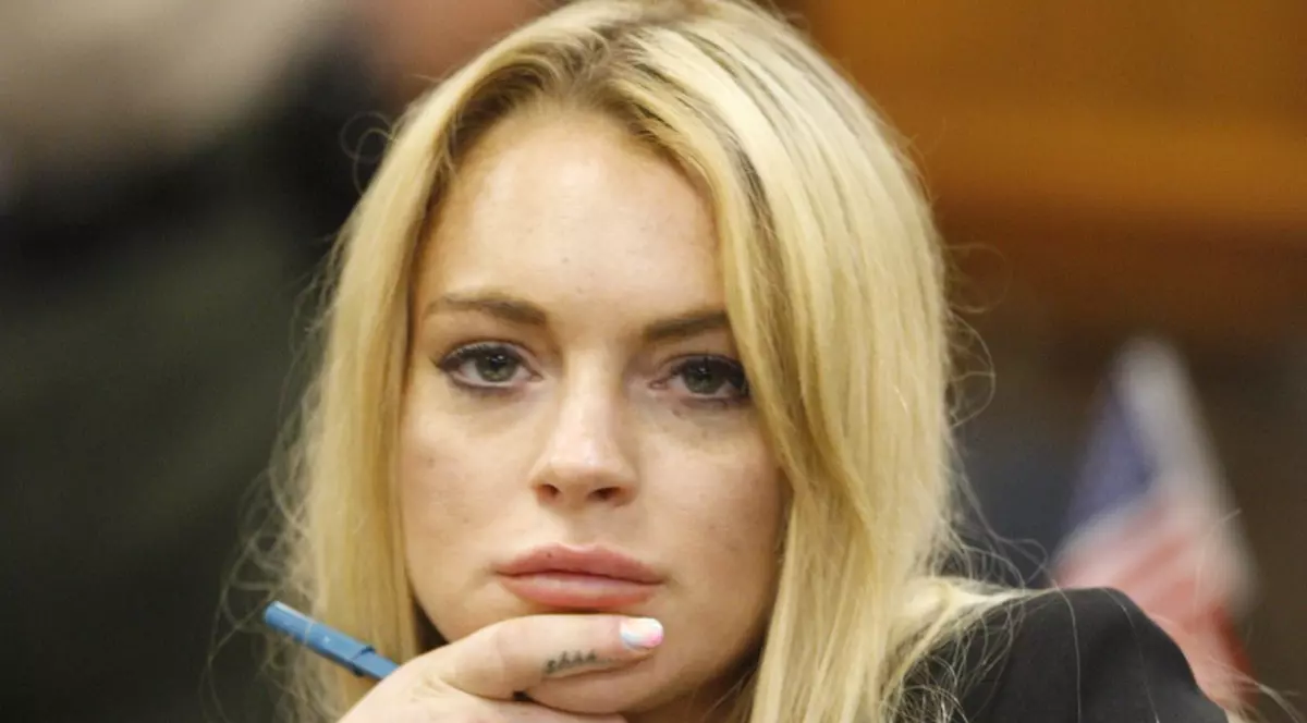 Uite ce program de "Cenuşăreasă" va avea Lindsay la închisoare