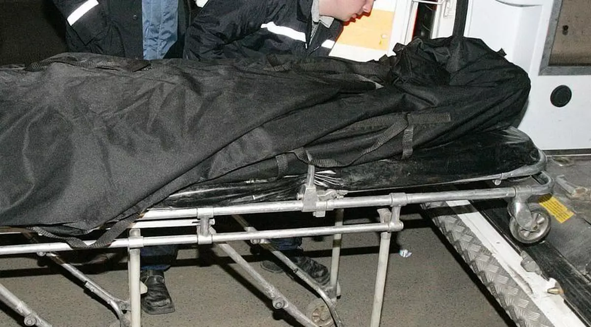  Un angajat al Consiliului Judeţean  Vaslui a fost găsit mort în birou
