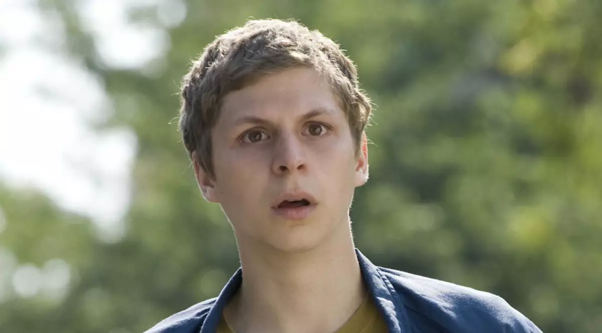 Michael Cera nu îşi aminteşte cum şi-a pierdut virginitatea