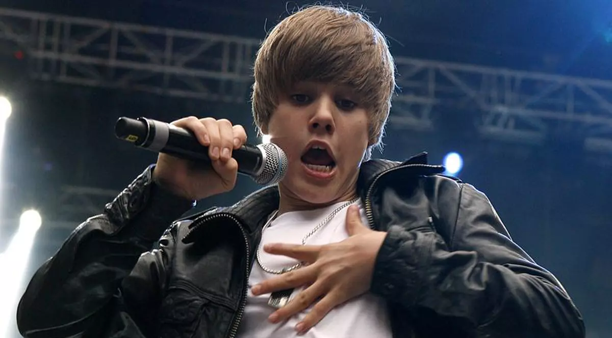 Justin Bieber, în Cartea Recordurilor