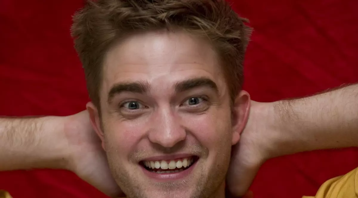 Au apărut chiloţii inspiraţi de Robert Pattinson