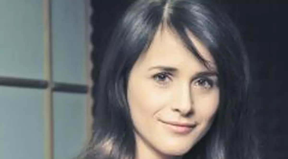 Află care este averea pentru care se ceartă soţul şi părinţii Mădălinei Manole