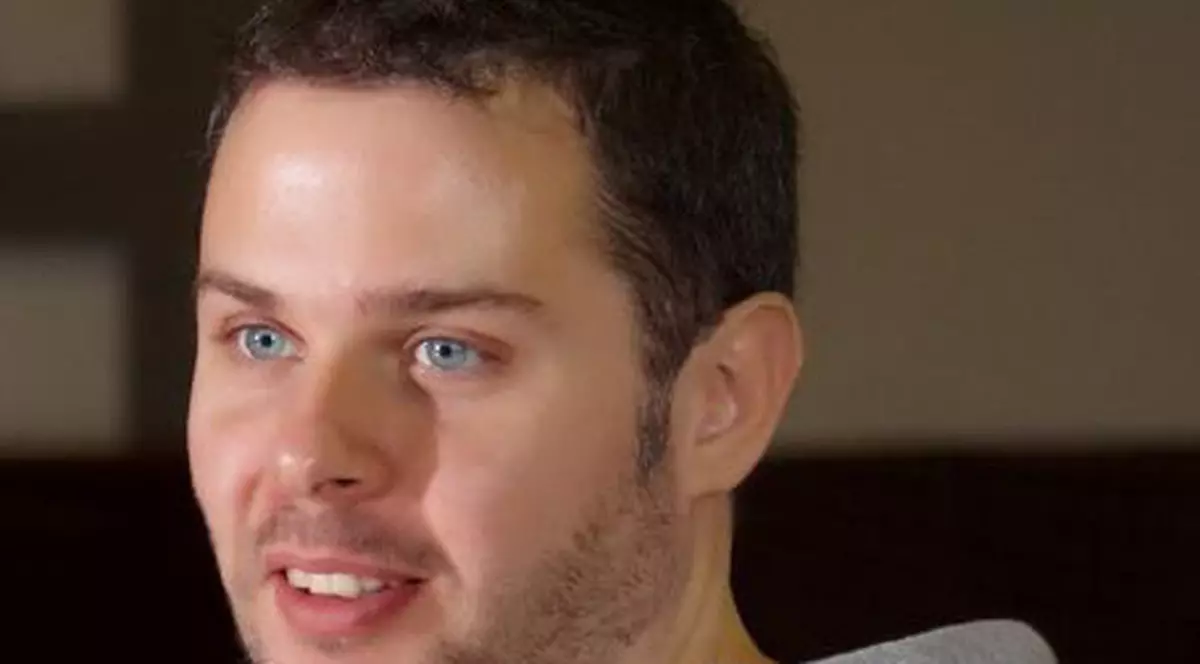Tom Boxer ştie cum să ţină o femeie lângă el: "I-am luat iubitei mele cadou o maşină!"