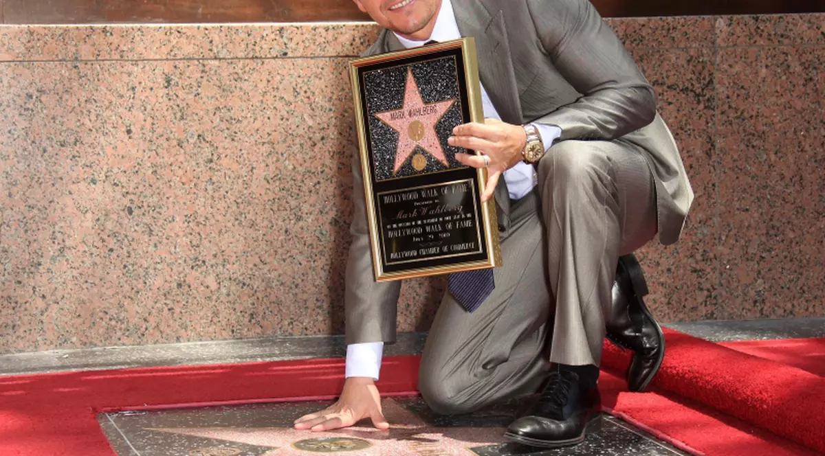 Actorul Mark Wahlberg a primit o stea pe Hollywood Walk of Fame