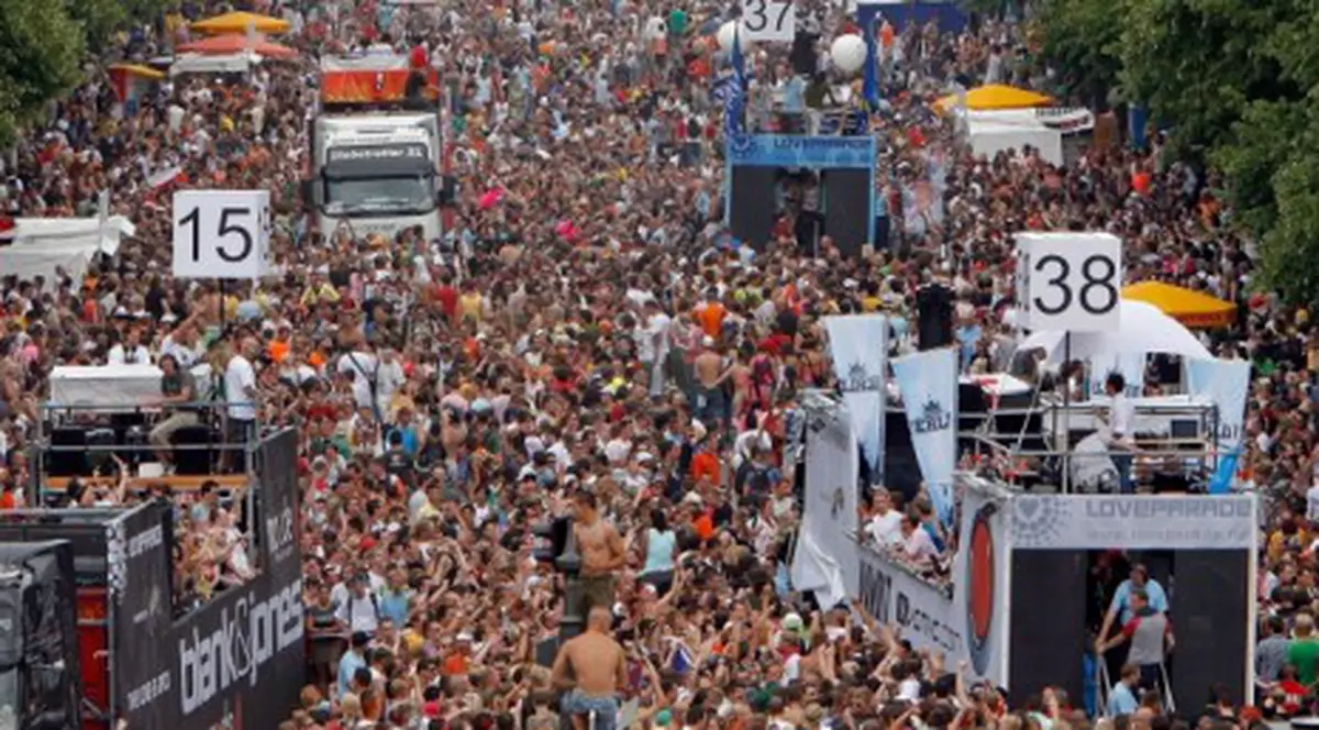 Germania a comemorat victimele de la ”Love Parade”