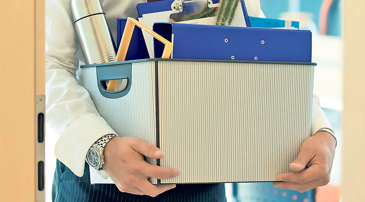 60.000 de bugetari, trimişi acasă!