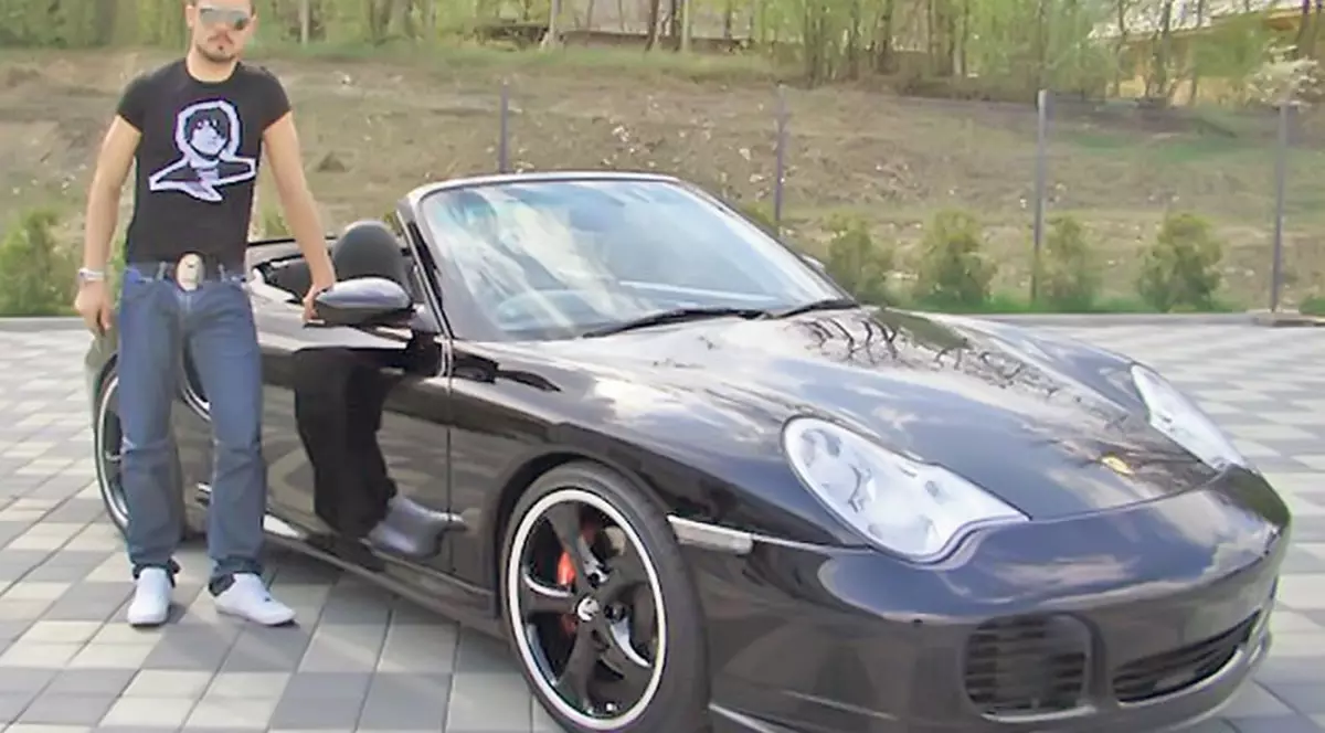 Stăncioiu «zboară» cu maşina sa, Porsche 911 Turbo: «Mi-a luat 29 de ani să prind 310 km la oră»