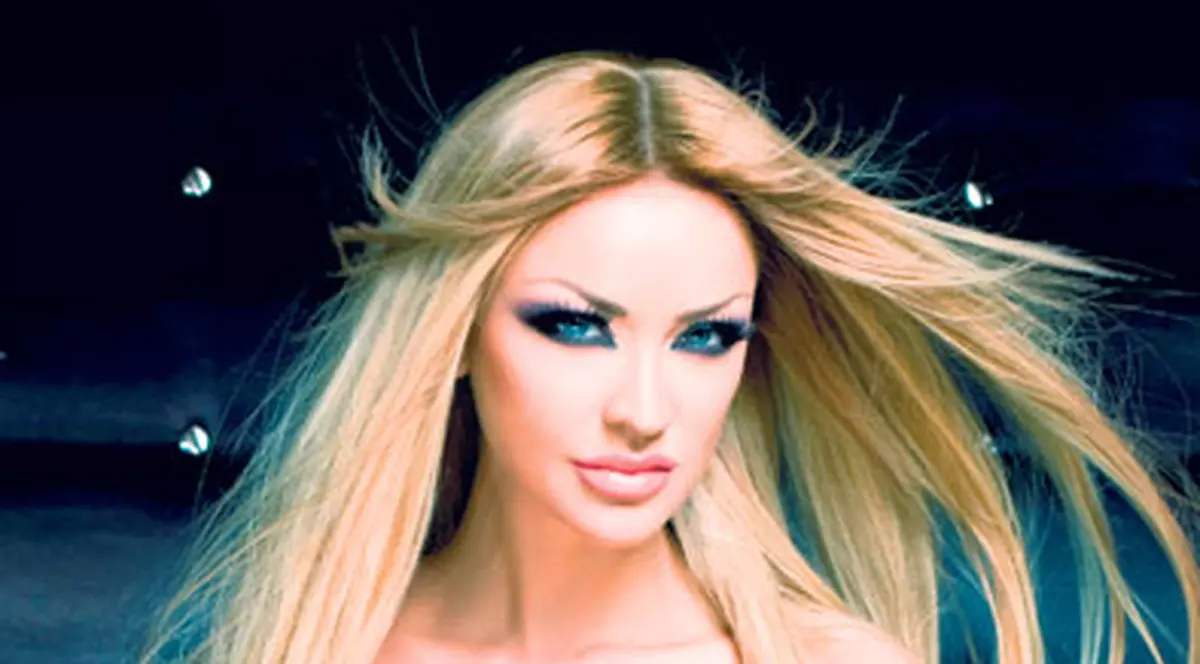 Adrian Cristea şi Bianca Drăguşanu închid barurile?