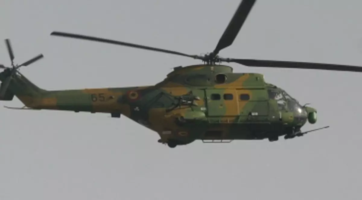 Două elicoptere israeliene au aterizat de urgenţă pe un câmp, în Argeş