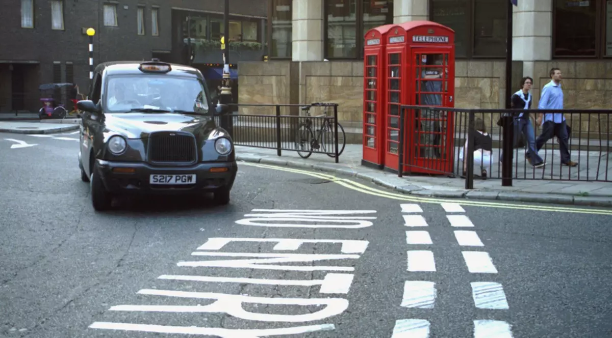 Taxi ecologic alimentat cu hidrogen, în Londra 