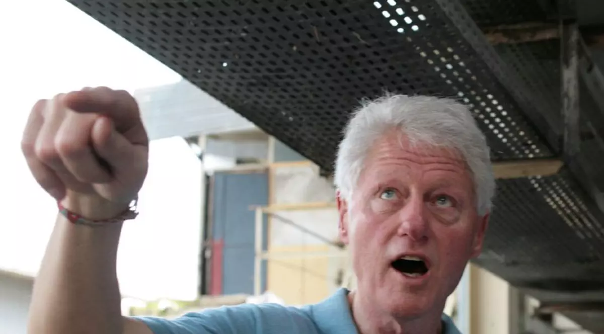 Moare Bill Clinton până la sfârşitul anului?