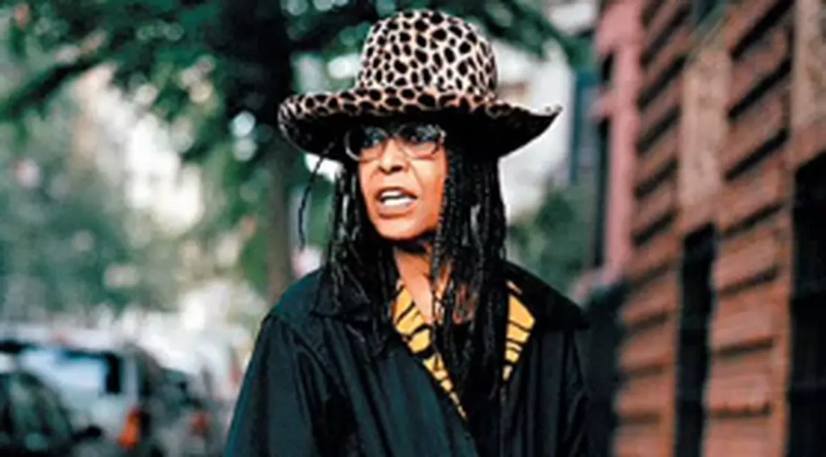 A murit cântăreaţa de jazz Abbey Lincoln