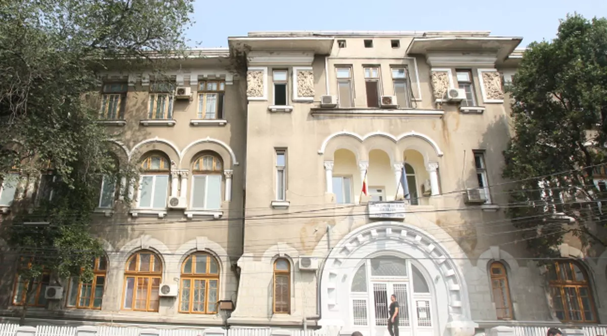 Au anunţat familia greşită că le-a murit bebeluşul, la Maternitatea Giuleşti
