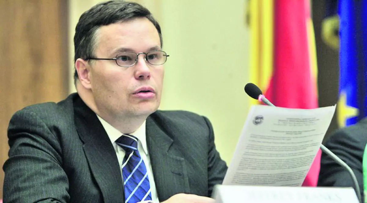 Jeffrey Franks, FMI: «Menţineţi măsurile de austeritate»