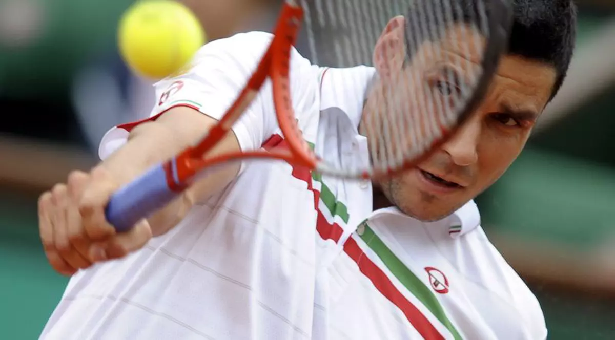 Hănescu - Ramos Vinolas şi Crivoi - Copil, în turul I la BRD Năstase-Ţiriac Trophy. Vezi toate meciurile!