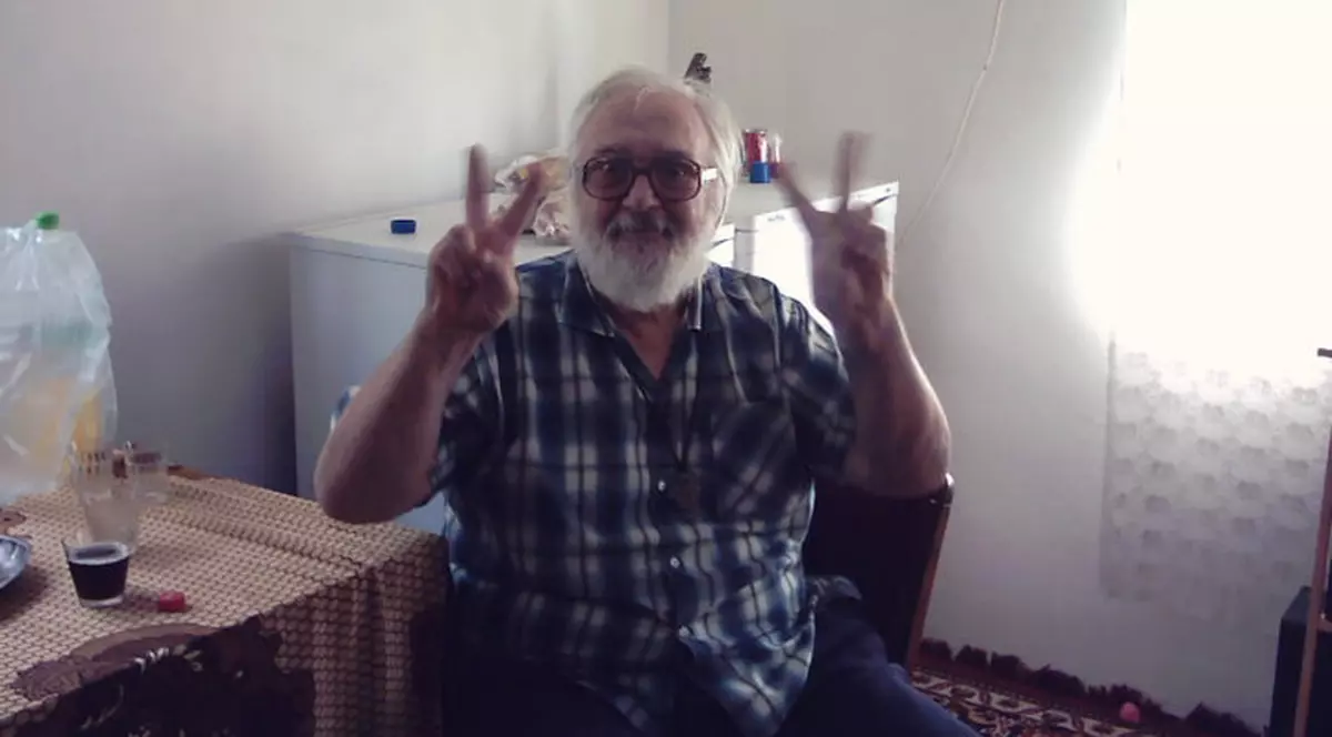 Azi este ziua actorului Constantin Codrescu! La mulţi ani maestre!