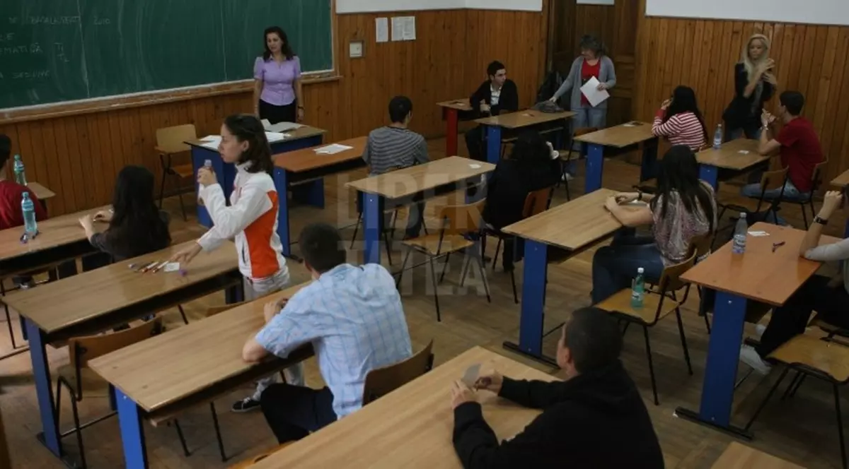 Înscrierile la a doua sesiune de BAC 2011 încep pe 11 iulie