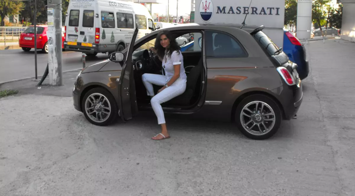 Ramona Bădescu a absolvit două şcoli de şoferi 