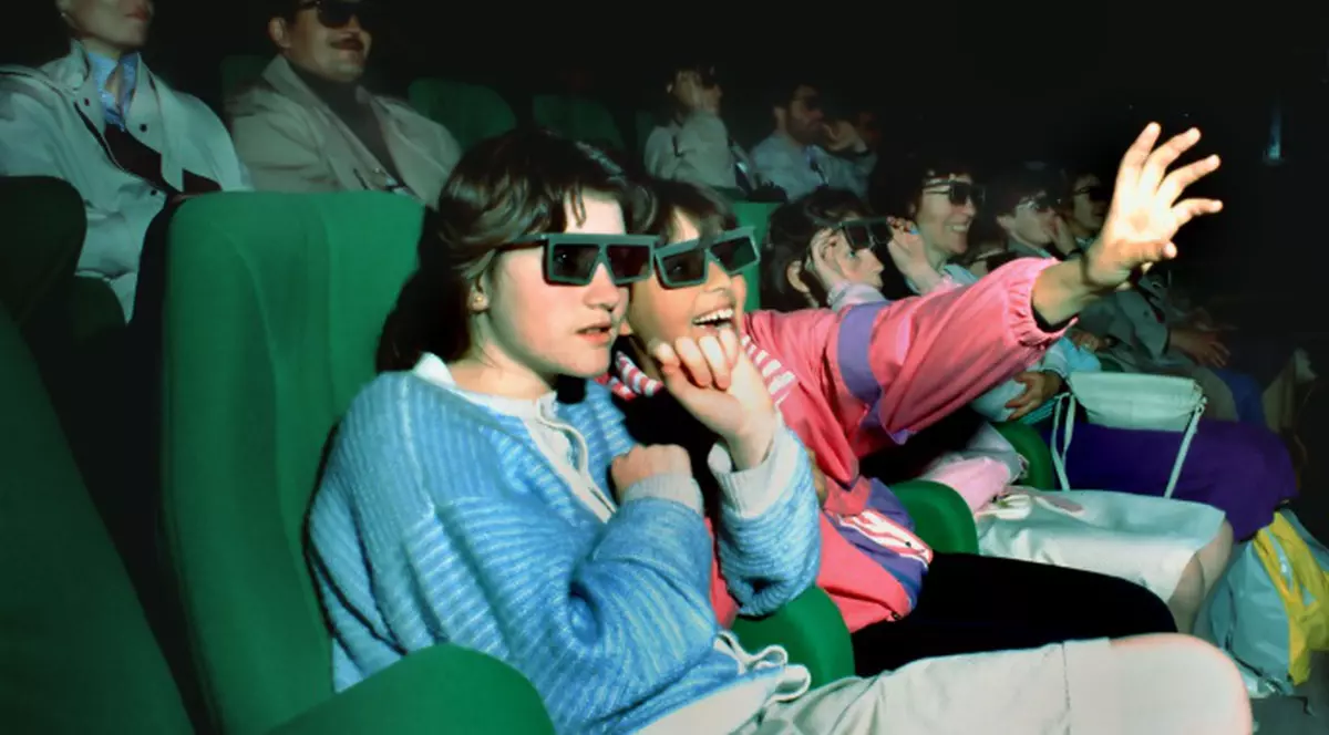 A dat în judecată cinematograful, pentru că reclamele erau plictisitoare