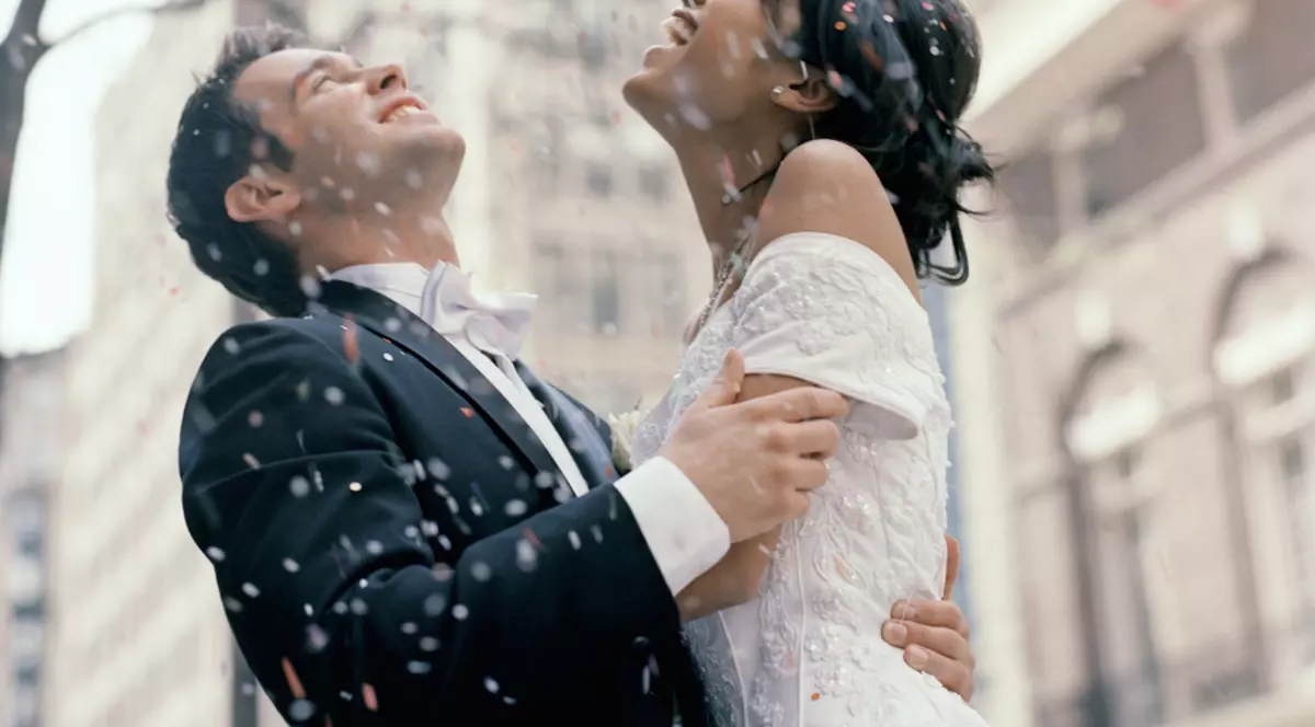 Străinii preferă să ia de neveste românce