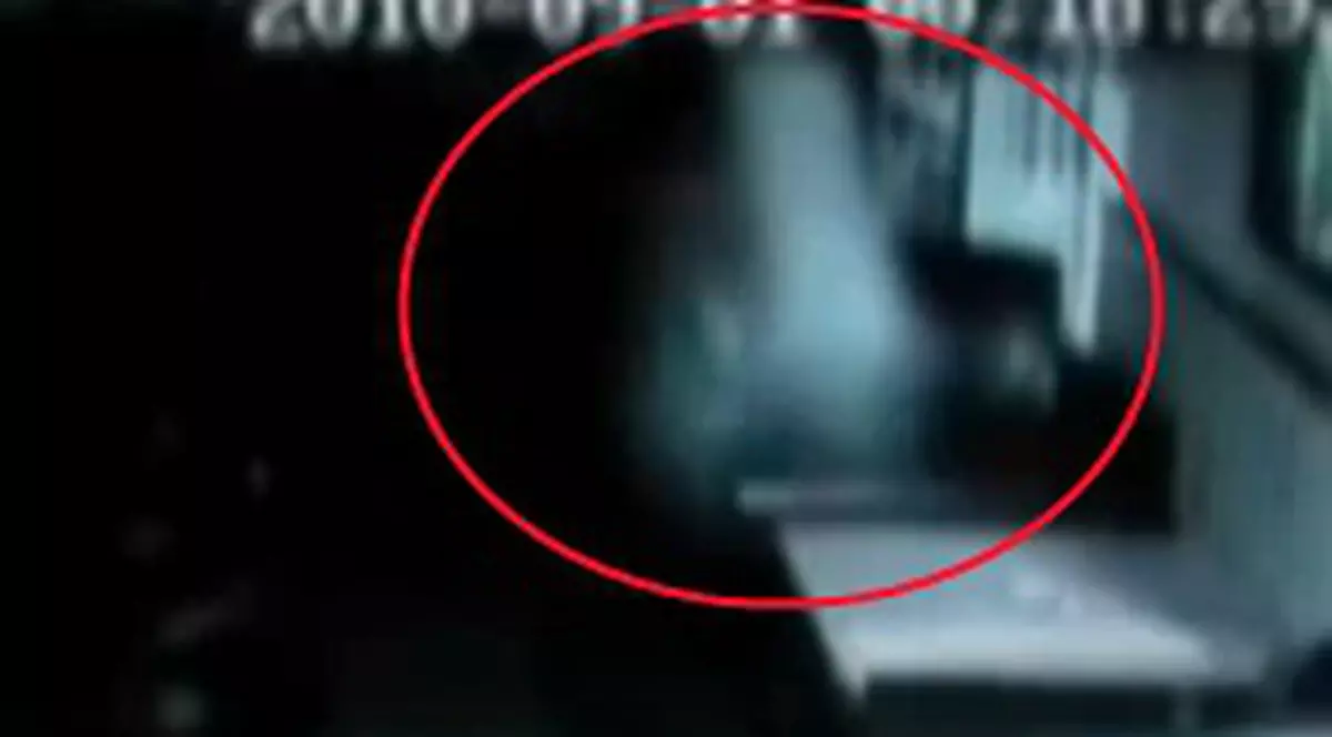 Video | O fantomă a fost surprinsă de camerele de supravegheat într-un bar
