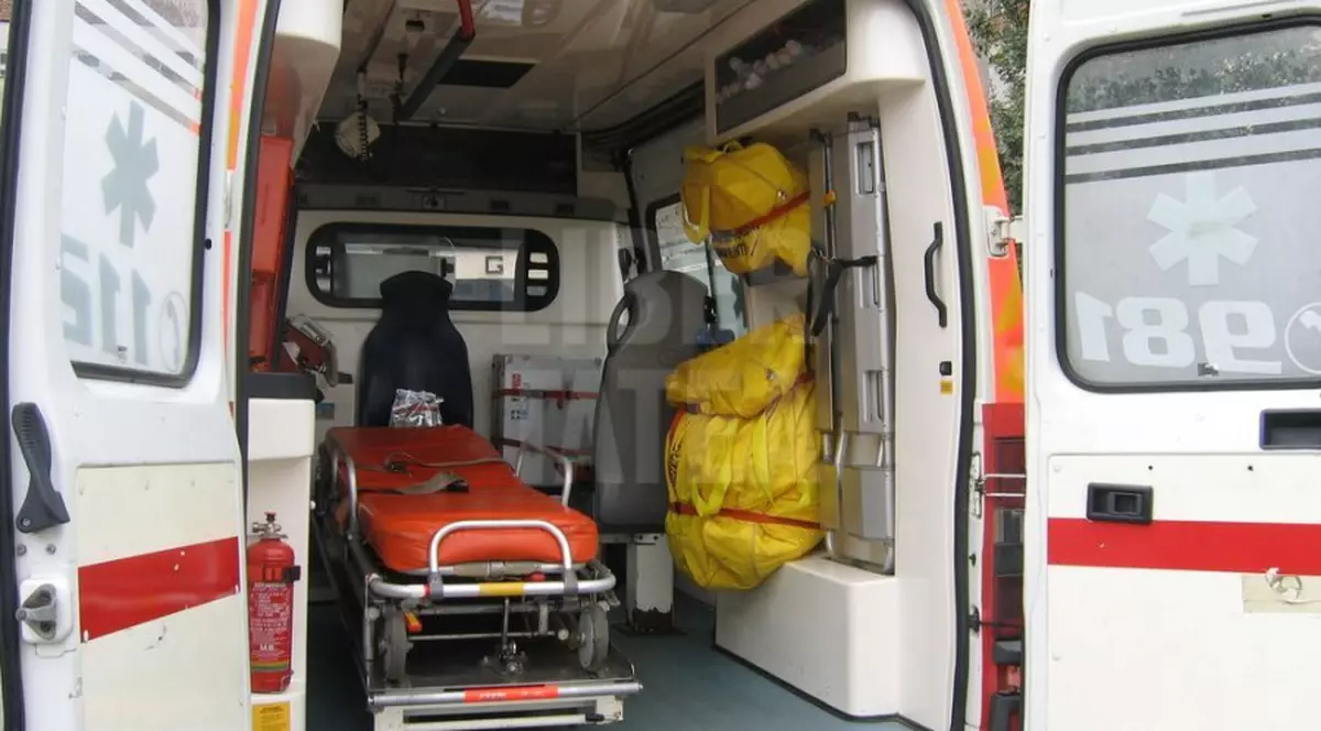 Doi morţi şi un rănit într-un accident rutier pe DN41