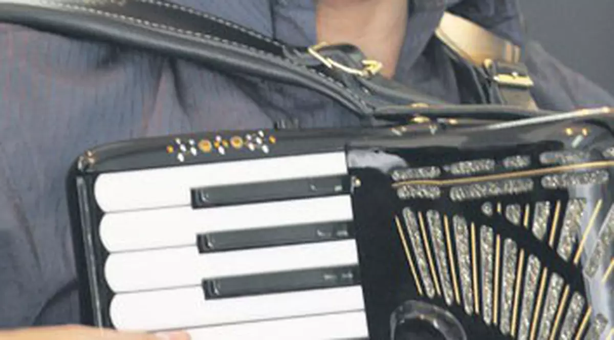 Vali Crăciunescu: "Albumele mele s-au vândut întotdeauna"