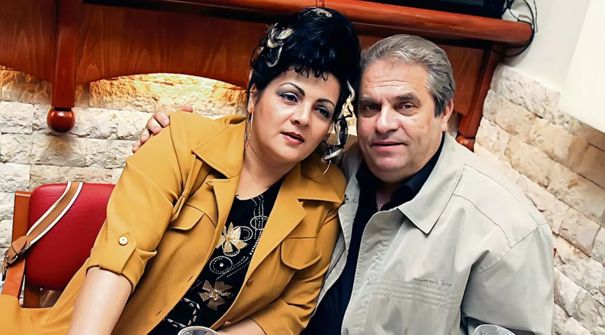 Catanga şi soţul ei, furaţi de menajeră