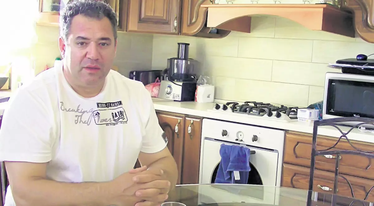 Adrian Iovan nu se mai descurcă cu banii, are gânduri de sinucidere