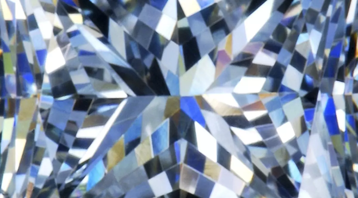 S-a descoperit o stea de diamant