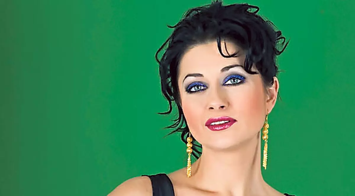 Gabriela Cristea: «Nu simt lipsa părinţilor»