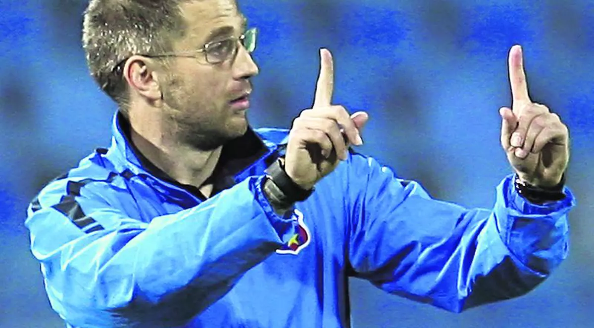 Edi Iordănescu are un mesaj pentru Laurenţiu Reghecampf: "Acasă înseamnă Steaua, acasă înseamnă Ghencea!"