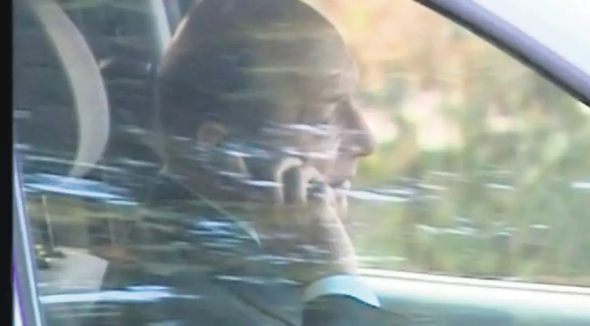 Casca de telefon, ideală la volan