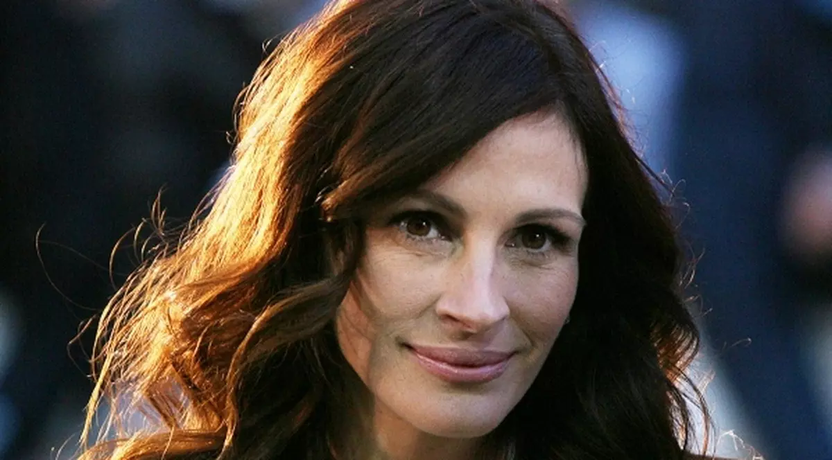 Julia Roberts şi Meryl Streep vor juca împreună într-o comedie neagră