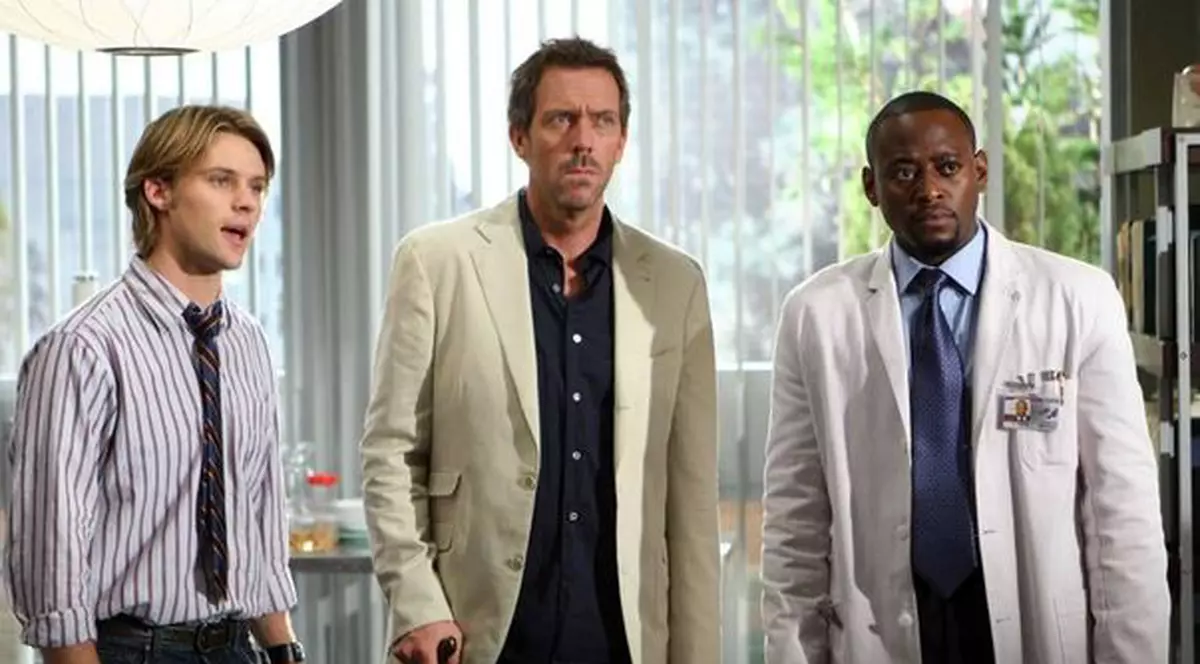 Serialele “ Dr.House” şi “Anatomia lui Grey” ţi-ar putea afecta sănătatea 