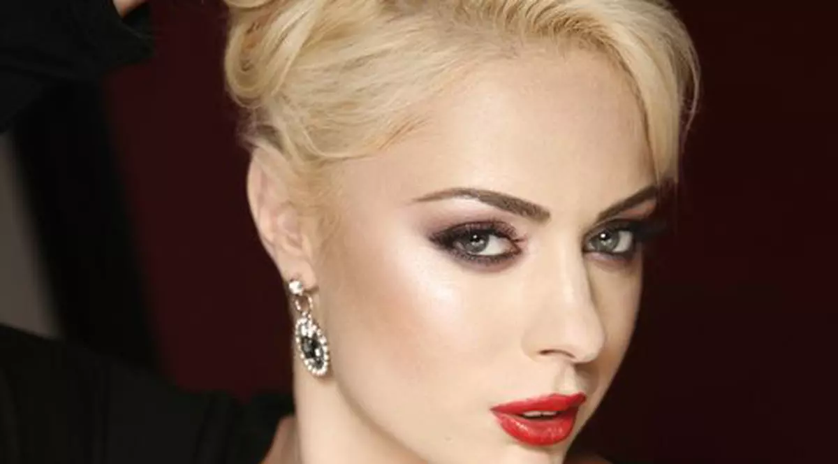 Giulia Nahmany vrea trei copii