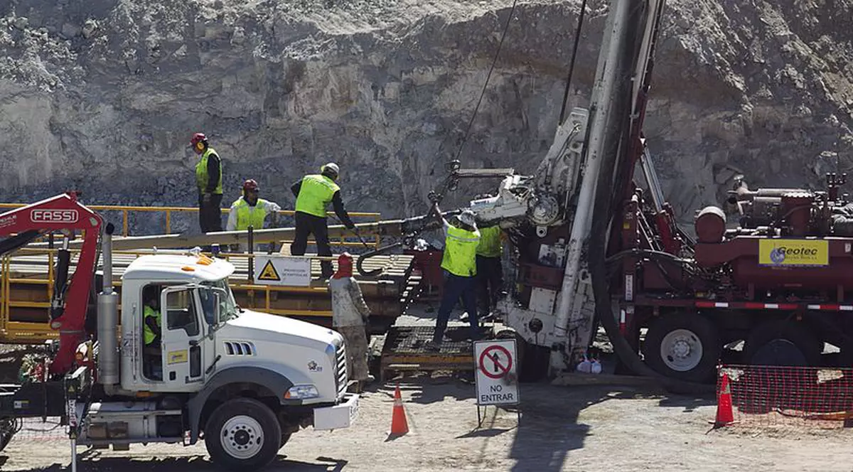 Minerii blocaţi în subteran, în Chile, ar putea fi eliberaţi în weekend
