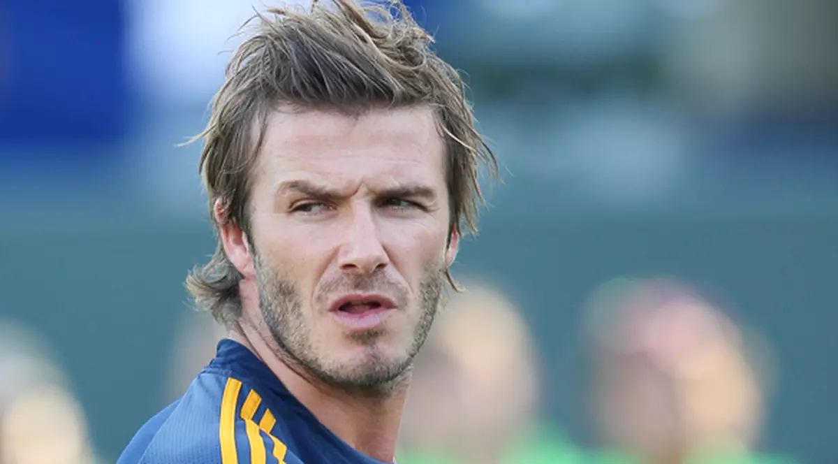 Soţul presupusei amante a lui Beckham spune că are dovezi ale adulterului