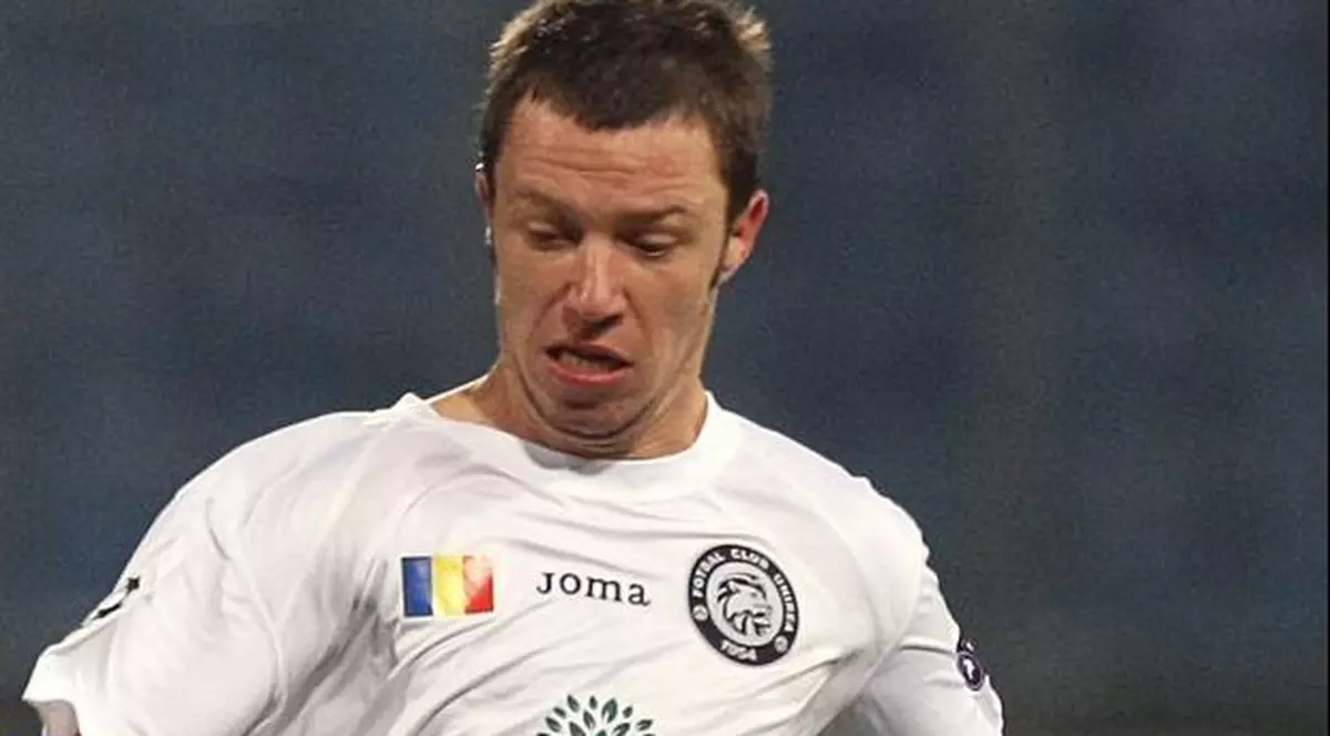 Fostul stelist s-a operat de tumoră la coloană