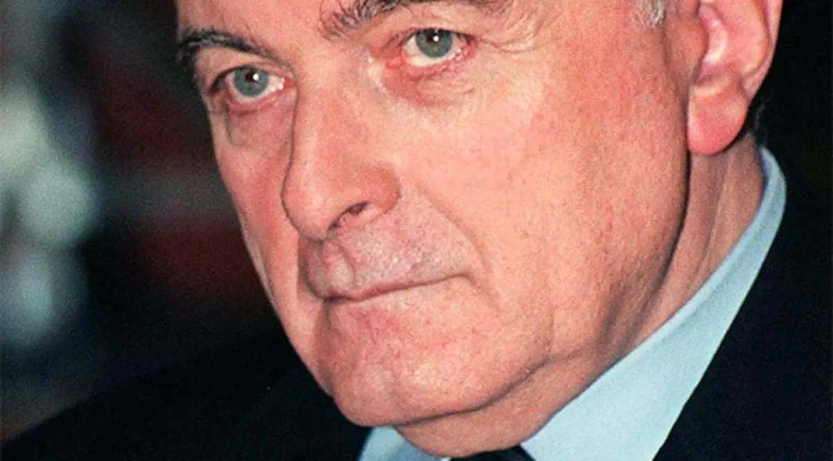 Adrian Vasilescu: "Ieşirea din criză e o iluzie"