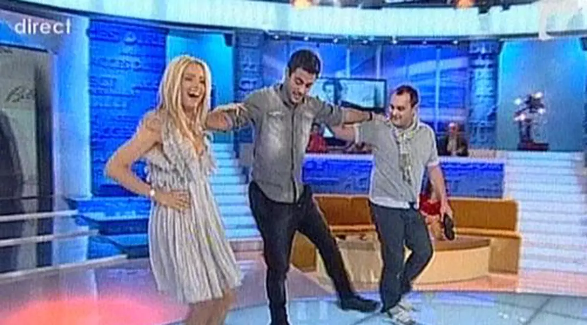 Simona Gherghe a pus ochii pe un grec celebru: "Te-aş lua coprezentator"