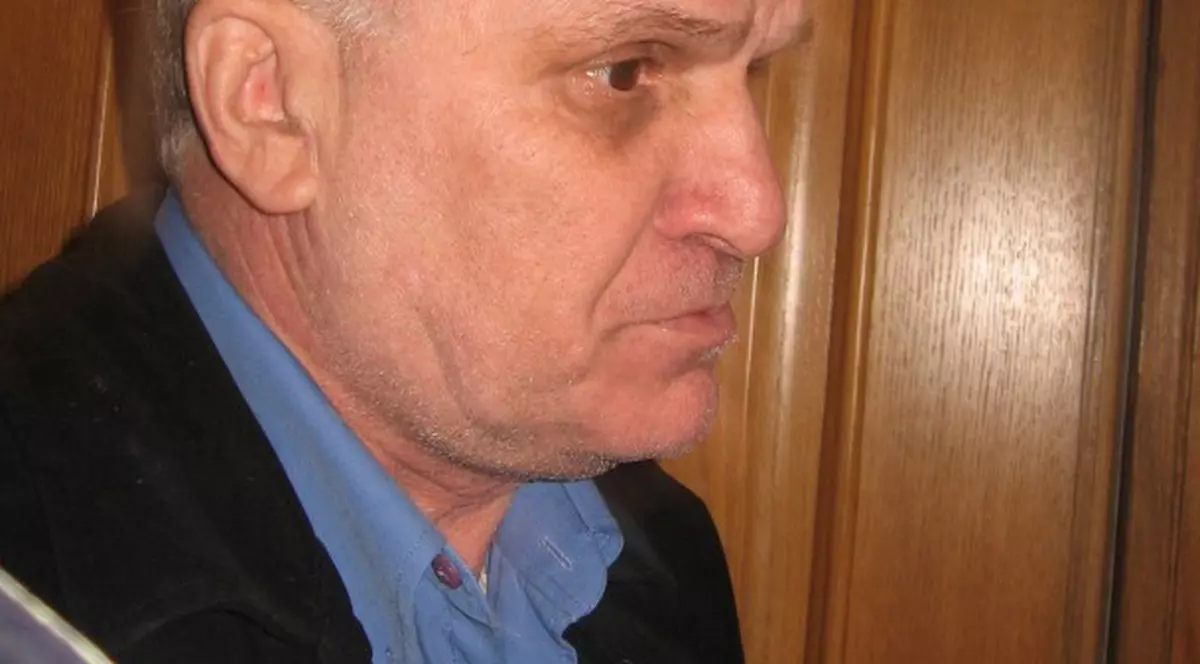 Nati Meir, snopit în bătaie de un coleg de celulă