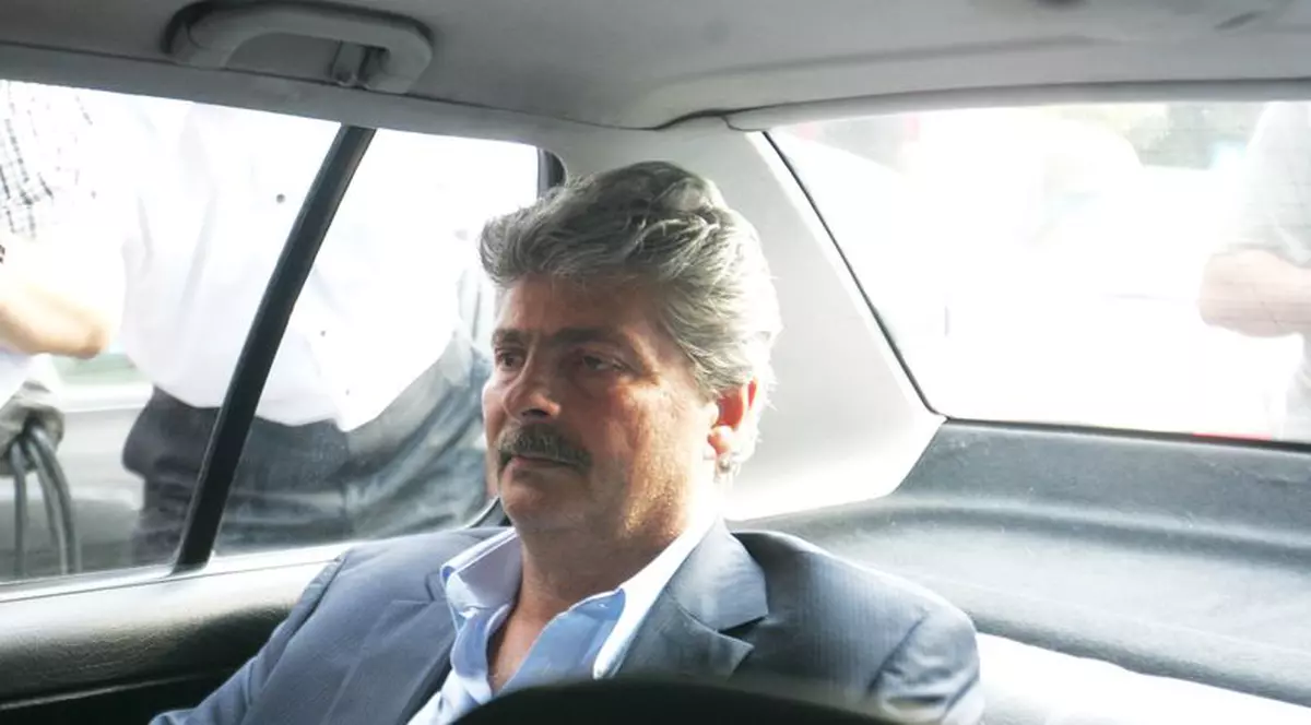 Sorin Ovidiu Vîntu, internat de urgenţă din cauza unor probleme cardiace