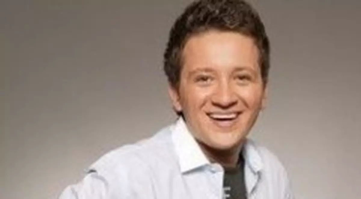 Florin Grozea: "Mă enervează cei care au ridicat piţipoancele la rang de modele"