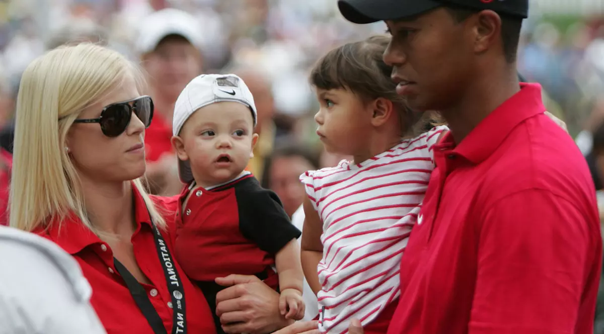 Amantă a lui Tiger Woods: "Soţia lui era o profitoare, iar el era dependent de pastile"
