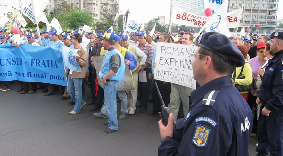 5.000 de poliţişti şi jandarmi la "mitingul sărăciei" de mâine